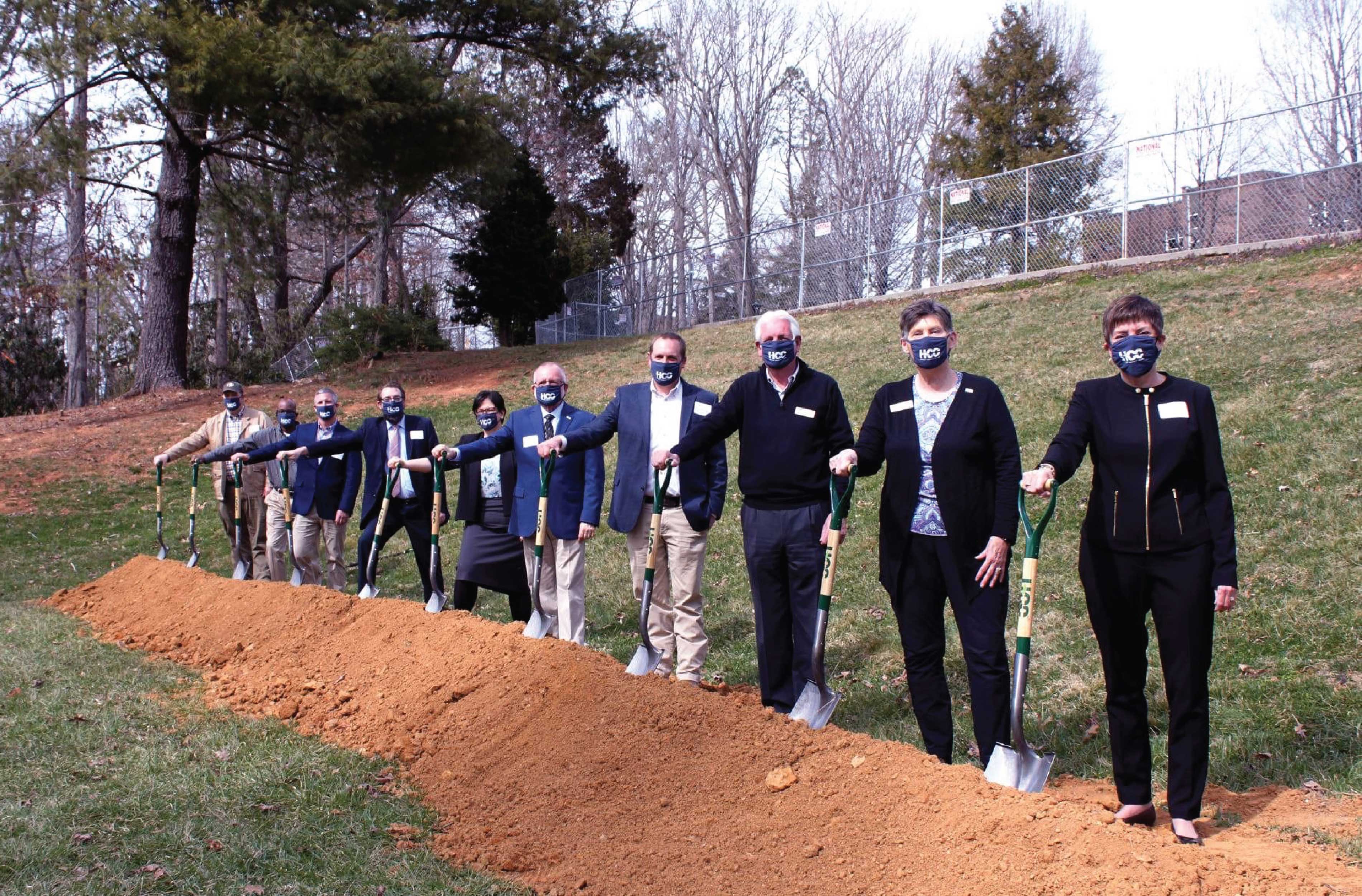 Group of groundbreaking hse building